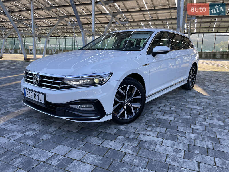 Универсал Volkswagen Passat 2019 в Львове