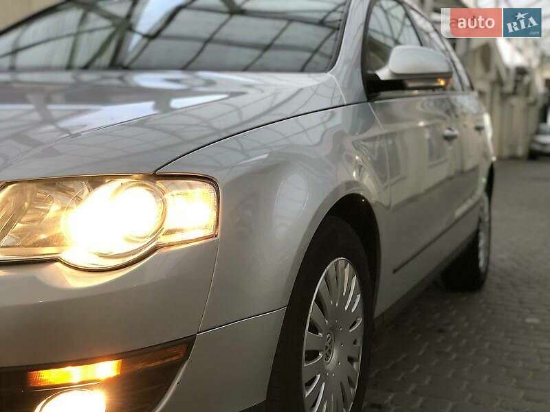 Универсал Volkswagen Passat 2008 в Львове