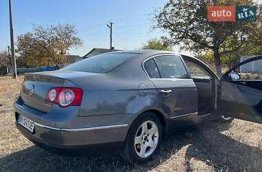 Седан Volkswagen Passat 2006 в 