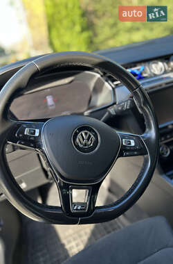 Универсал Volkswagen Passat 2015 в Киеве