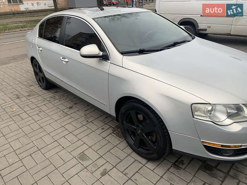 Седан Volkswagen Passat 2008 в Черкассах