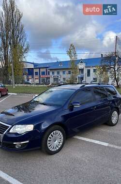 Универсал Volkswagen Passat 2005 в 