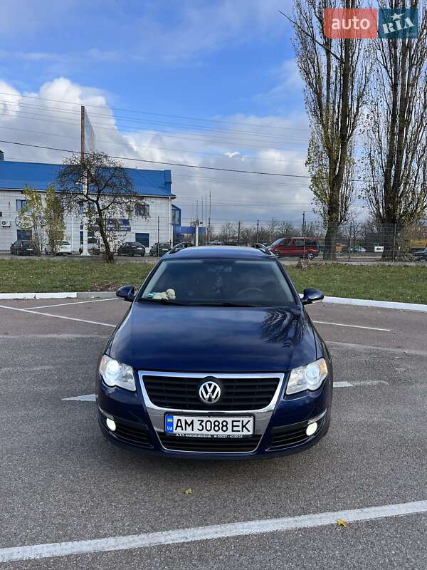 Универсал Volkswagen Passat 2005 в 