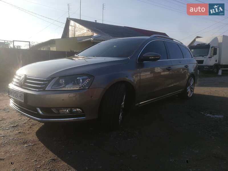 Volkswagen Passat 2011