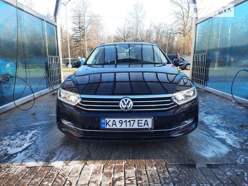 Универсал Volkswagen Passat 2015 в Киеве