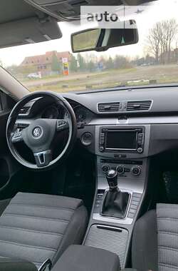 Универсал Volkswagen Passat 2013 в 