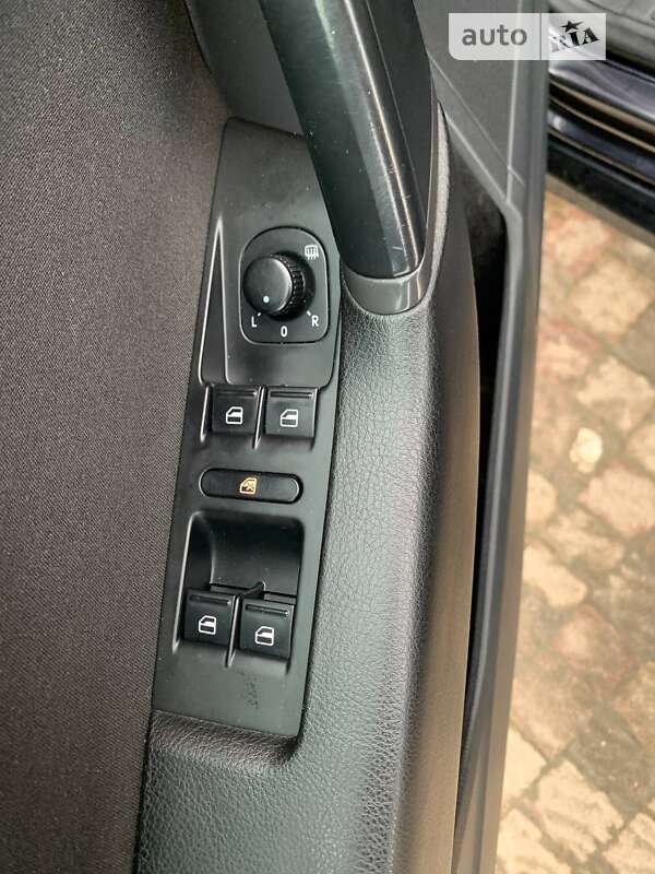 Универсал Volkswagen Passat 2013 в Калуше