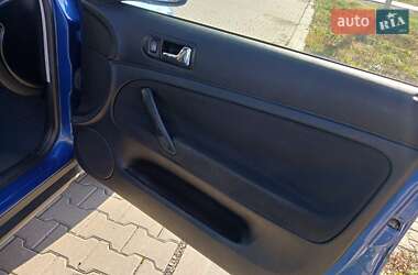 Седан Volkswagen Passat 1999 в 