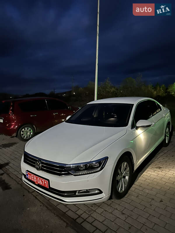 Седан Volkswagen Passat 2018 в Мукачево