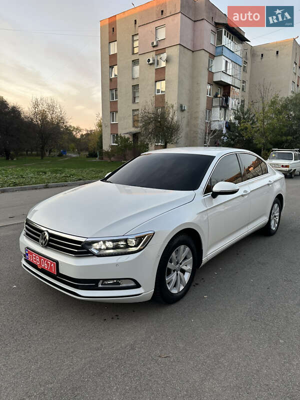 Седан Volkswagen Passat 2018 в Мукачево