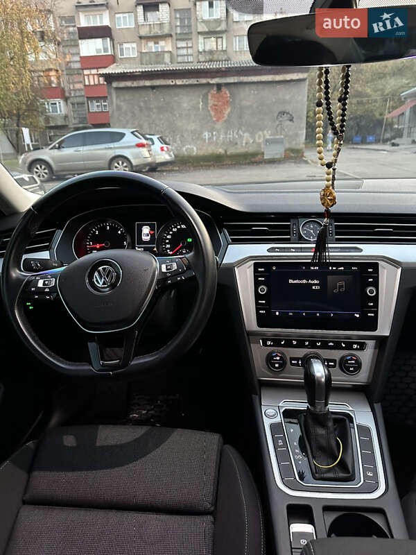 Седан Volkswagen Passat 2018 в Мукачево
