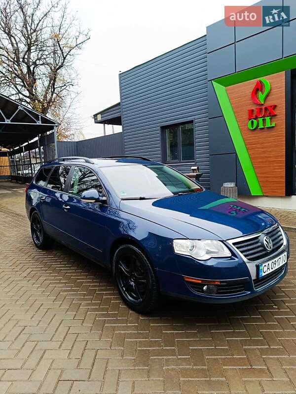 Универсал Volkswagen Passat 2009 в Харькове