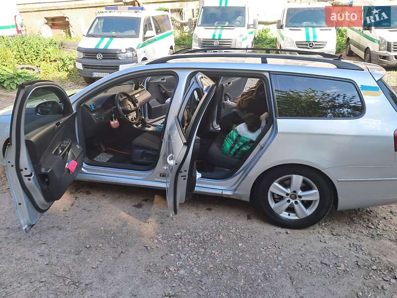 Универсал Volkswagen Passat 2008 в Киеве
