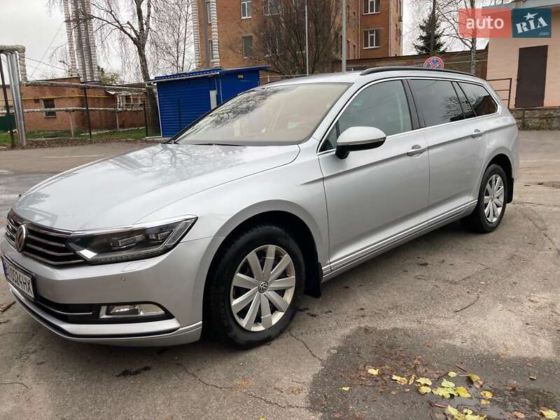 Универсал Volkswagen Passat 2015 в Полтаве