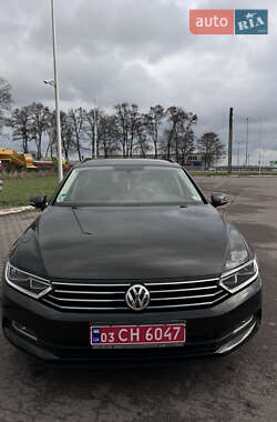 Универсал Volkswagen Passat 2015 в Луцке