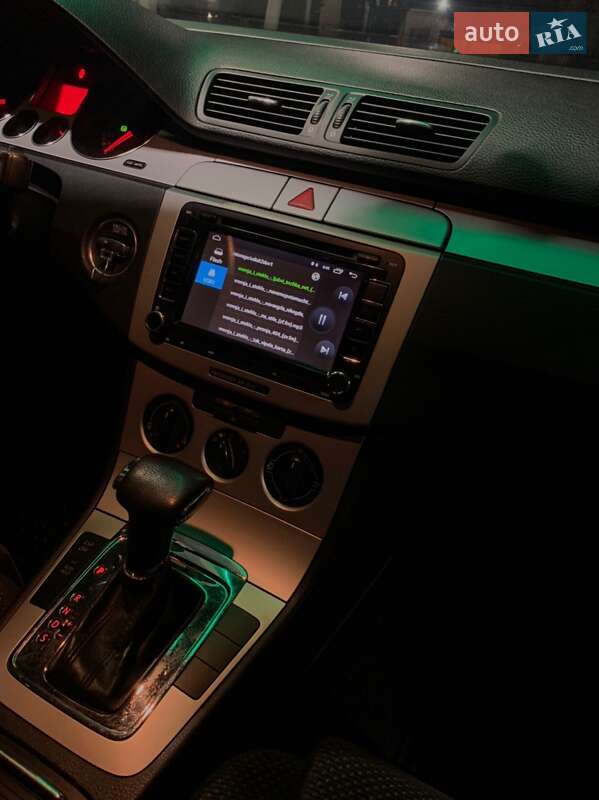 Седан Volkswagen Passat 2008 в Кременчуці