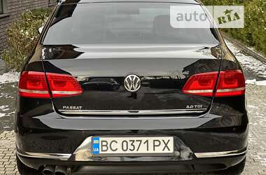 Седан Volkswagen Passat 2012 в 