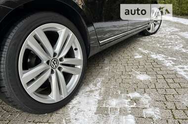 Седан Volkswagen Passat 2012 в 