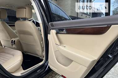 Седан Volkswagen Passat 2012 в 