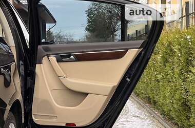 Седан Volkswagen Passat 2012 в 