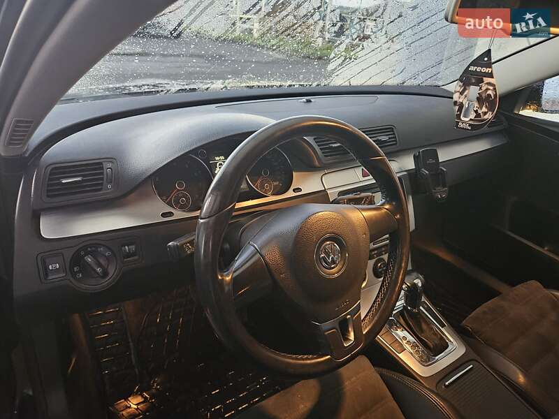 Універсал Volkswagen Passat 2009 в Хмельницькому