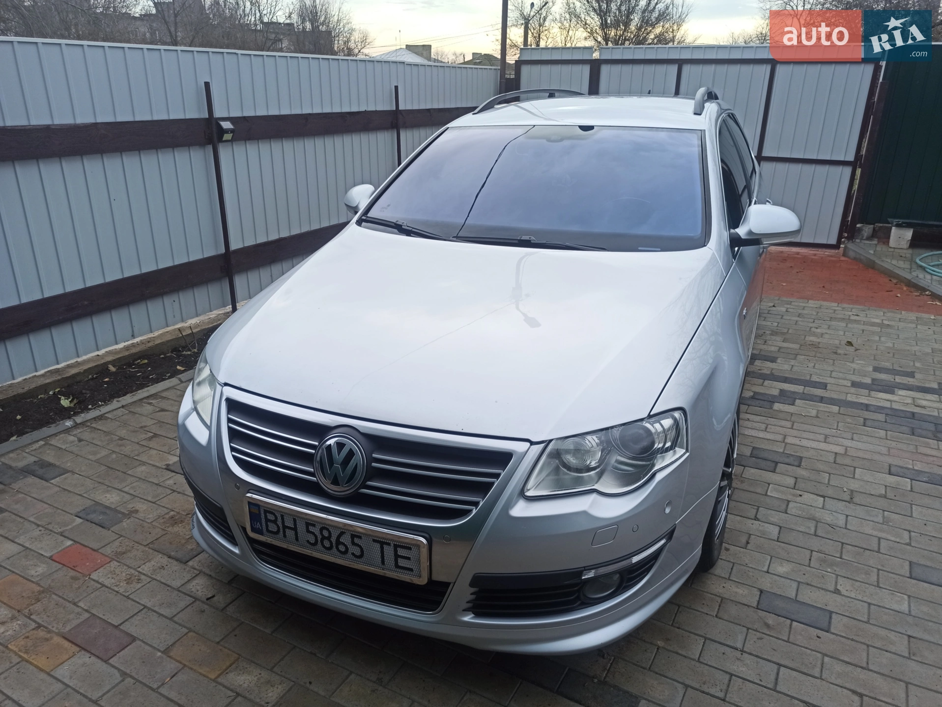 2010 Volkswagen Passat - мініатюра 18
