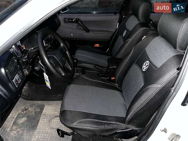 Универсал Volkswagen Passat 1991 в Кропивницком
