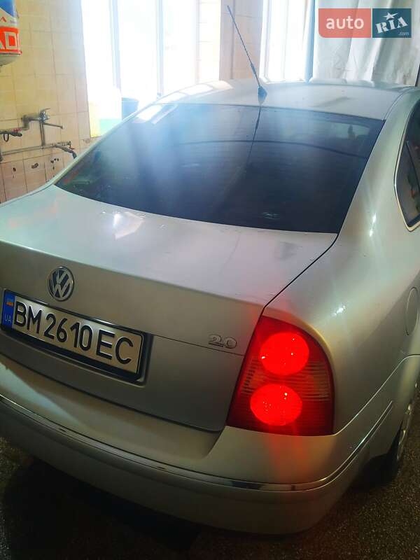 Седан Volkswagen Passat 2005 в Бурині