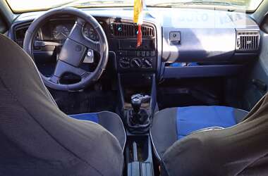 Седан Volkswagen Passat 1993 в Коломые