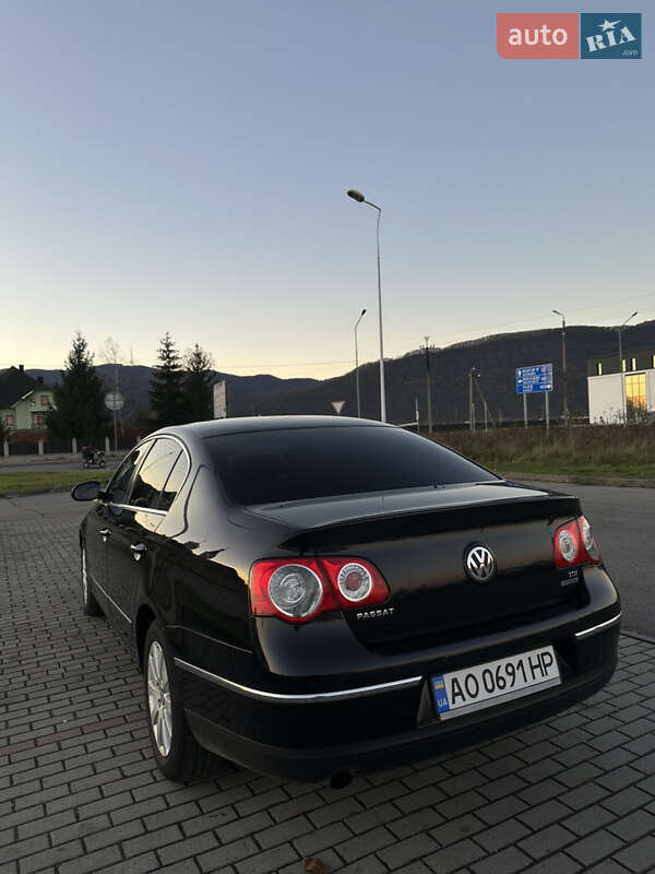 Седан Volkswagen Passat 2009 в Хусті