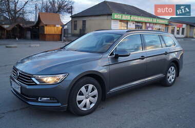 Универсал Volkswagen Passat 2015 в 
