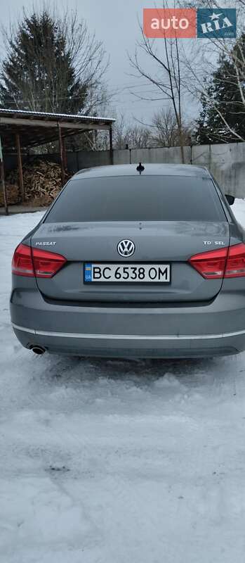 Седан Volkswagen Passat 2013 в Баранівці