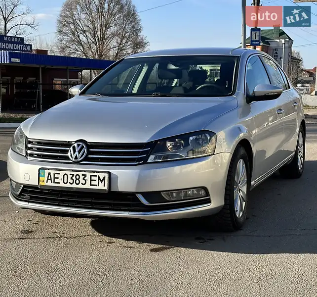 Volkswagen Passat 2011 VIN WVWZZZ3CZBP307164 фото оголошення 3 з 50