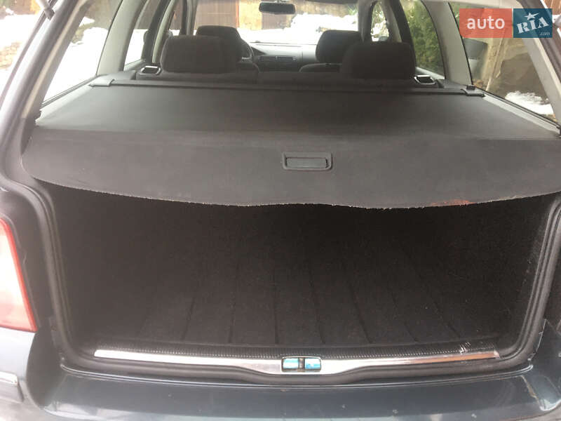 Универсал Volkswagen Passat 2003 в Житомире