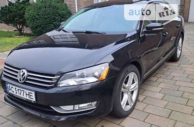 Седан Volkswagen Passat 2012 в Луцке