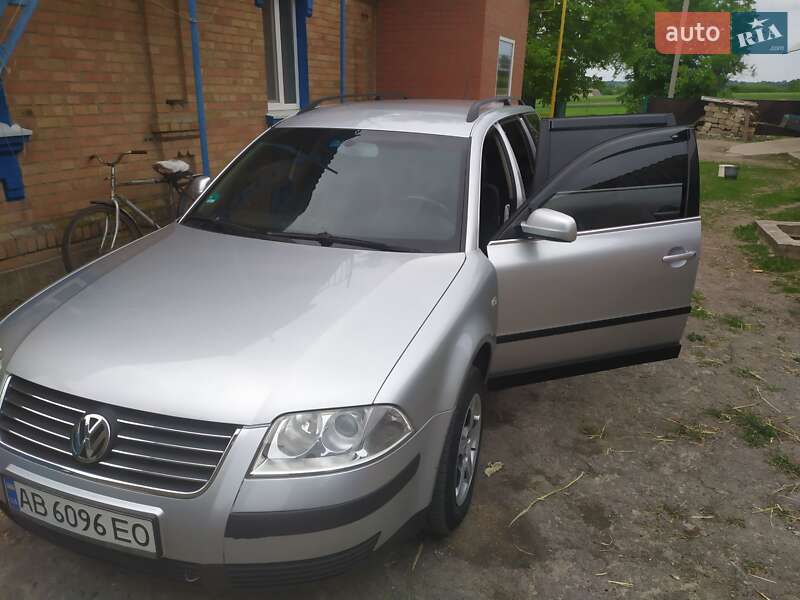 Універсал Volkswagen Passat 2002 в Бердичеві