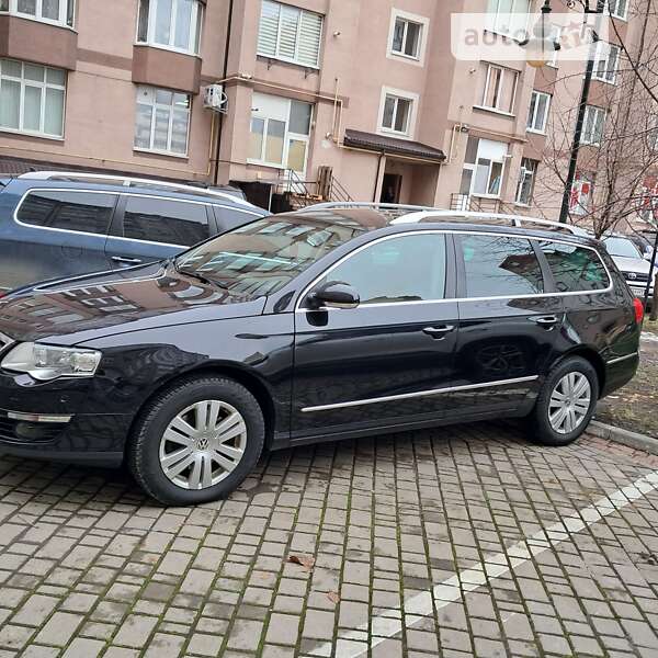 Универсал Volkswagen Passat 2008 в Ивано-Франковске