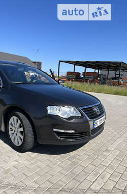 Универсал Volkswagen Passat 2008 в Новом Роздоле