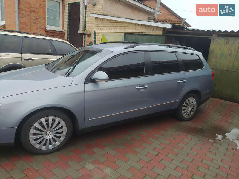 Універсал Volkswagen Passat 2009 в Хмельницькому