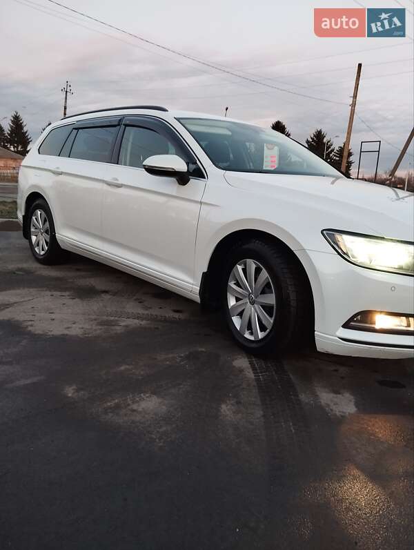 Універсал Volkswagen Passat 2015 в Старокостянтинові