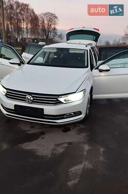 Универсал Volkswagen Passat 2015 в Любаре
