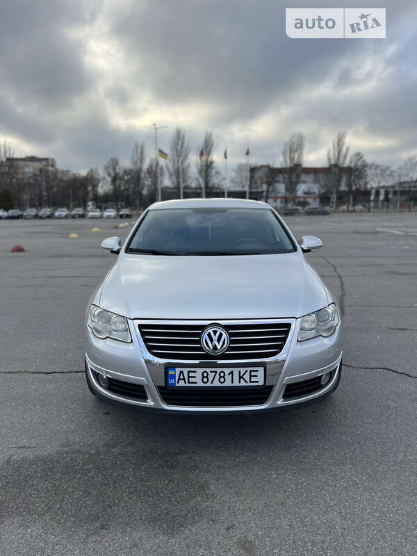 Седан Volkswagen Passat 2007 в Дніпрі