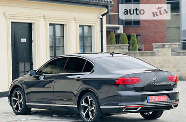 Седан Volkswagen Passat 2020 в 