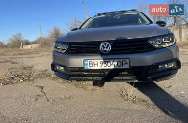 Універсал Volkswagen Passat 2014 в Одесі