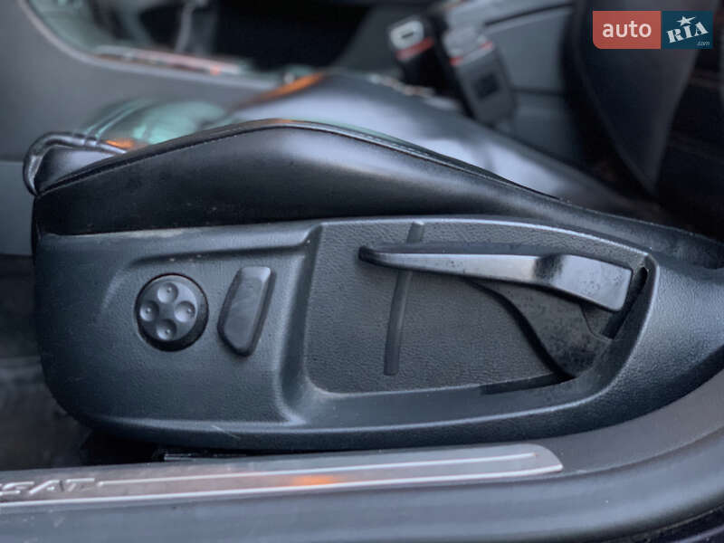 Універсал Volkswagen Passat 2013 в Стрию