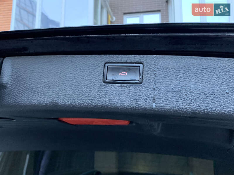 Універсал Volkswagen Passat 2013 в Стрию