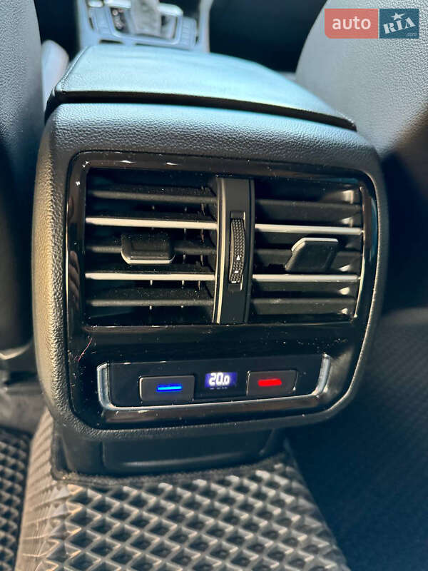 Универсал Volkswagen Passat 2016 в Коломые фото 24 Универсал Volkswagen Passat 2016 в Коломые