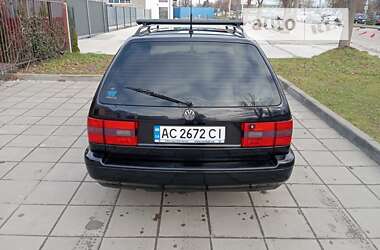Універсал Volkswagen Passat 1995 в Луцьку
