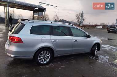 Універсал Volkswagen Passat 2012 в 