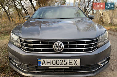 Седан Volkswagen Passat 2015 в 